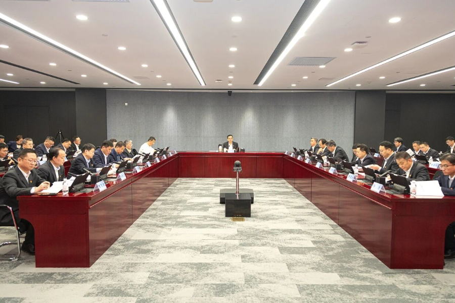 山东重工集团召开2025年度权属公司党组织、直属党组织书记全面从严治党述责述廉和抓基层党建工作述职评议会议